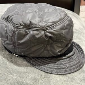 UGG hat, quilted grey with small brim.. very stylish!